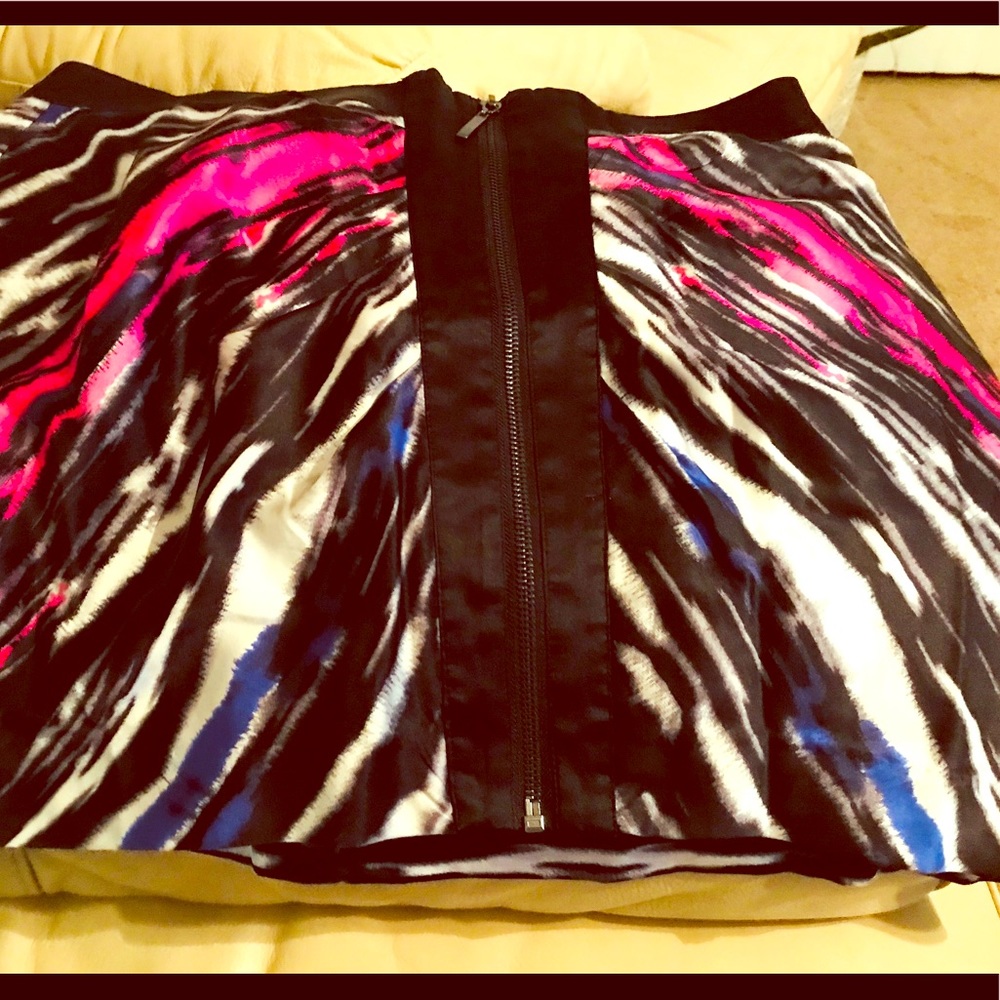 Bebe Skirt